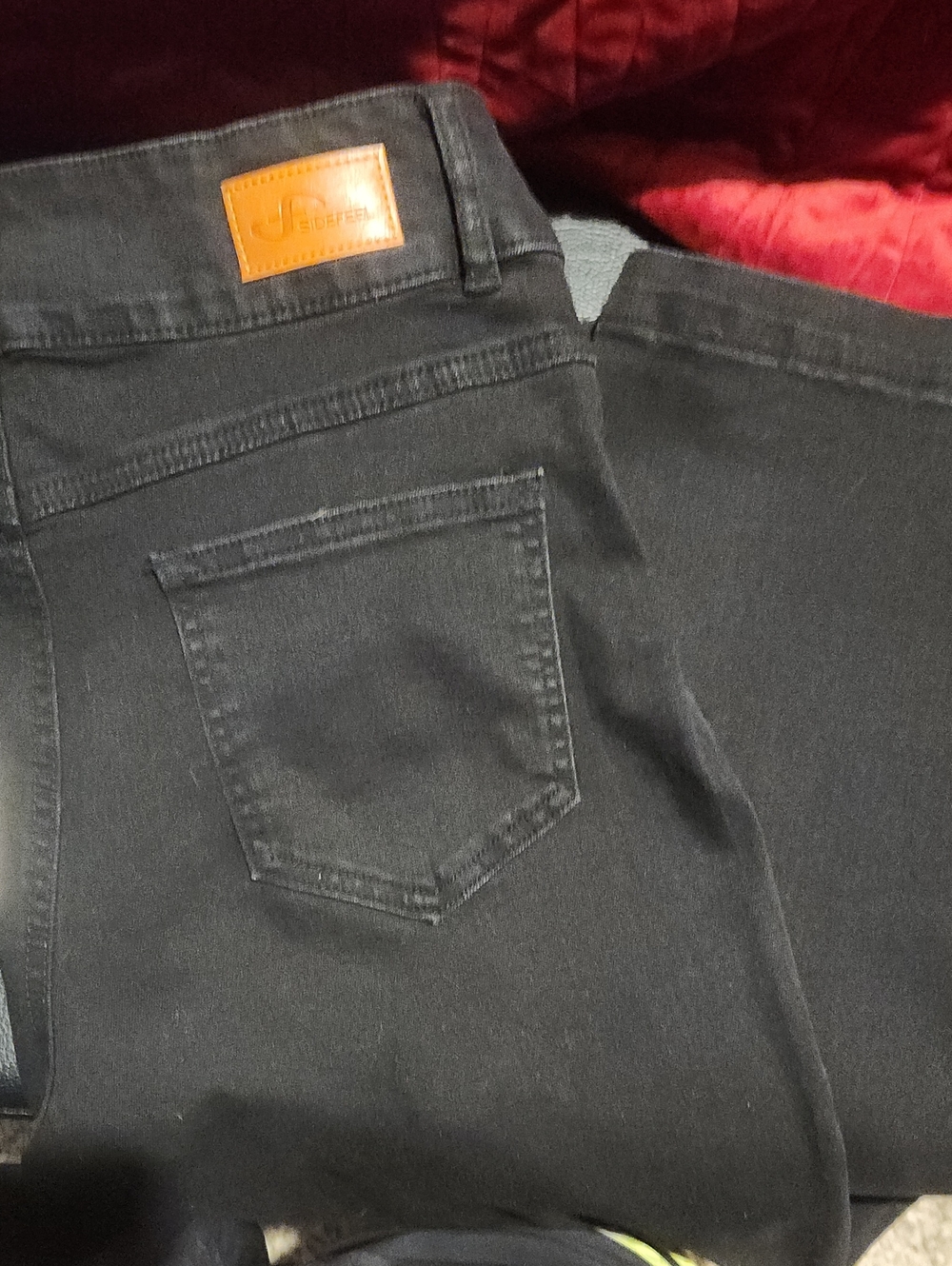 Women's Black Jeans